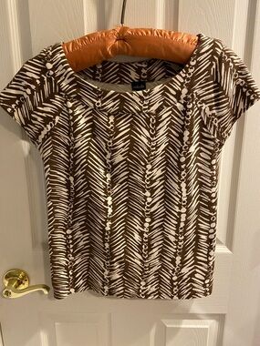 Rafaella Brown and White Abstract Short-Sleeve Tee EUC